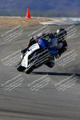 media/Jan-09-2022-SoCal Trackdays (Sun) [[2b1fec8404]]/Turns 9 and 8 (920am)/